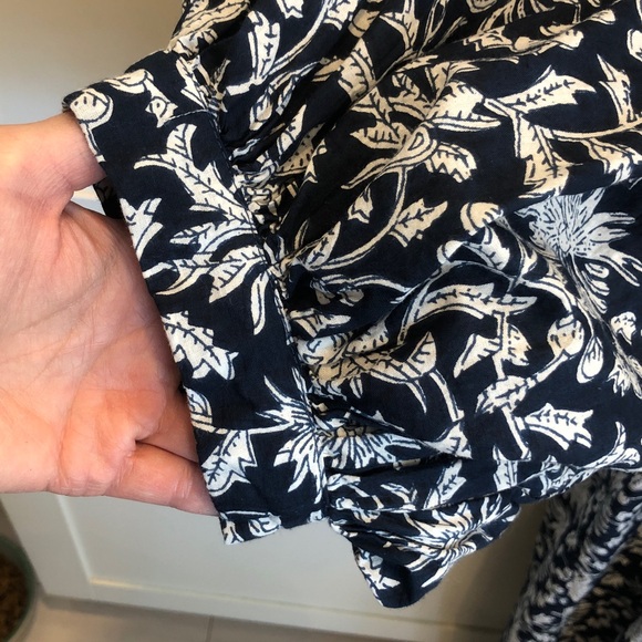 Navy and White Floral Block Print Maxi Dress with Balloon Sleeves and Pockets - Picture 8 of 8